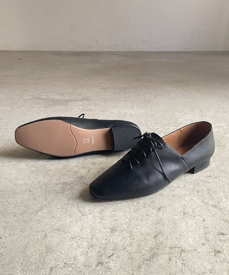 LACE UP LEATHER SHOES