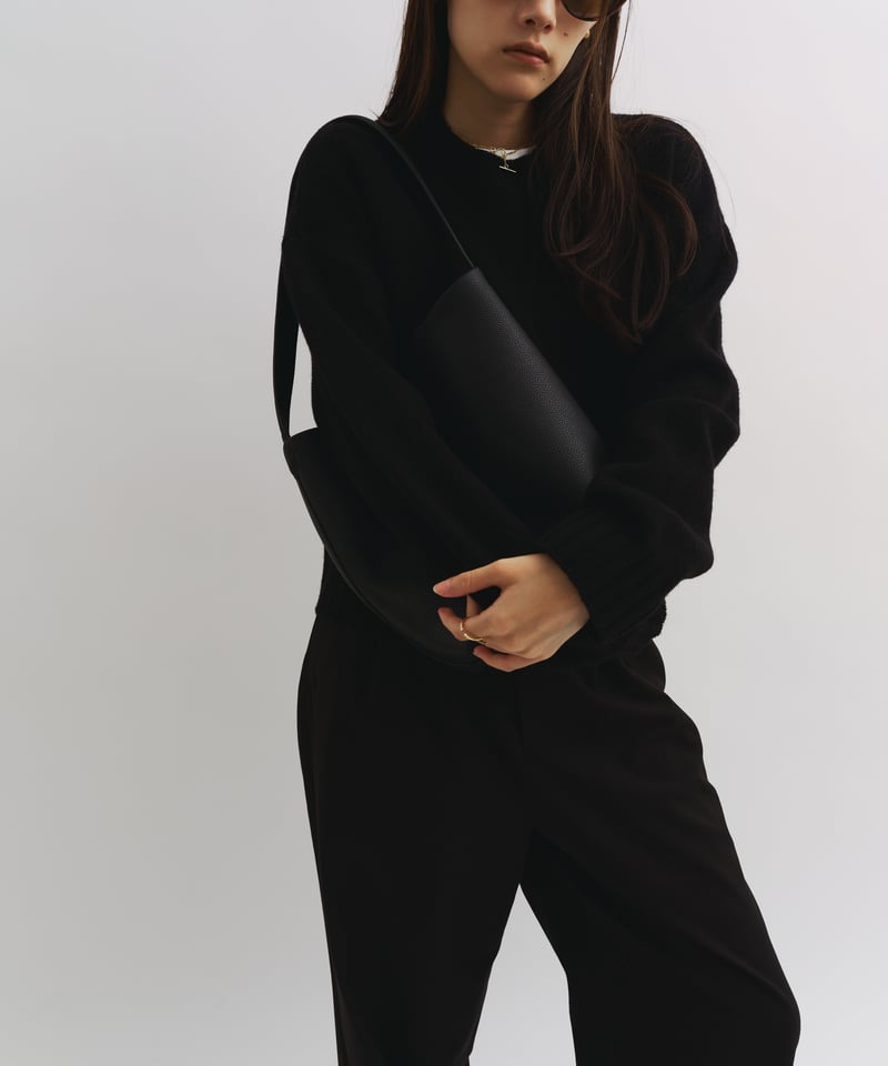 JISTORY ONE HANDLE SHOULDER BAG ブラック　美品 ONE HANDLE SHOULDER BAG / 3color | JISTORY