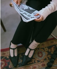T-STRAP LOW HEEL SHOES