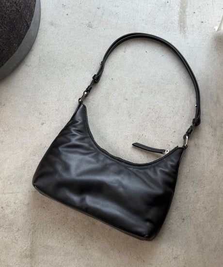 PADDED ONE SHOULDER HOBO BAG