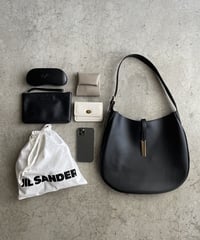 CLAMS SHOULDER BAG