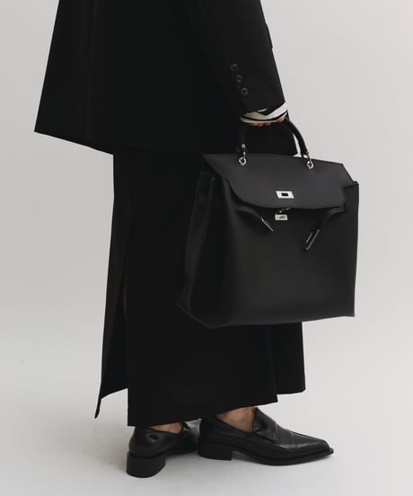 LEATHER POINTED TOE LOAFER / 2color