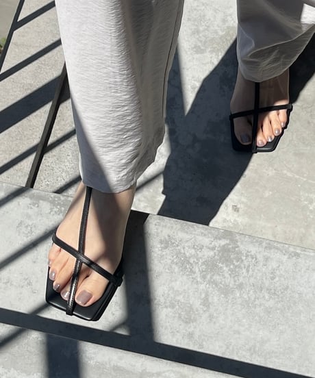 ANKLE STRAP SANDALS / 2color