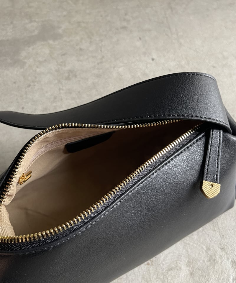 LEATHER ONE SHOULDER BAG / 2color | JISTORY