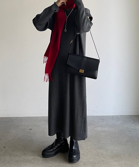 CENTER STITCH CLASSIC SHOULDER BAG