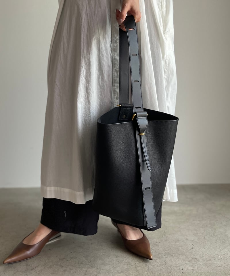 新品 JISTORY ONE HANDLE BAG ブラック ONE HANDLE SHOULDER BAG / 3color | JISTORY
