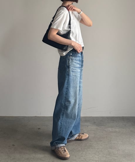 PADDED ONE SHOULDER HOBO BAG