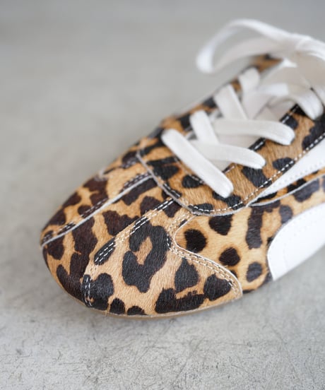 HARAKO ＆ LEATHER SWITCHING SNEAKER
