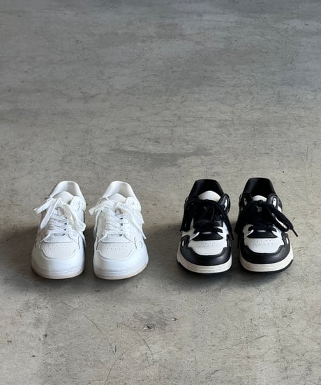 DISTRESSED LEATHER COURT SNEAKERS / 2color