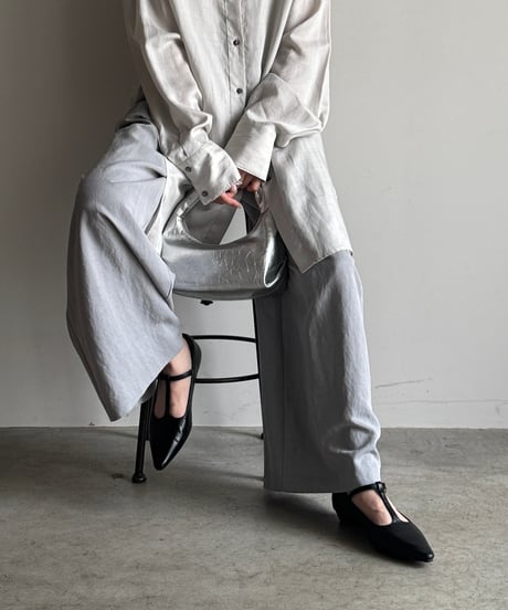 T-STRAP LOW HEEL SHOES