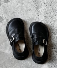 ROUND BUCKLE SHOES