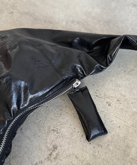 CRESCENT SHOURDER BAG
