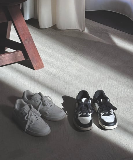 DISTRESSED LEATHER COURT SNEAKERS / 2color