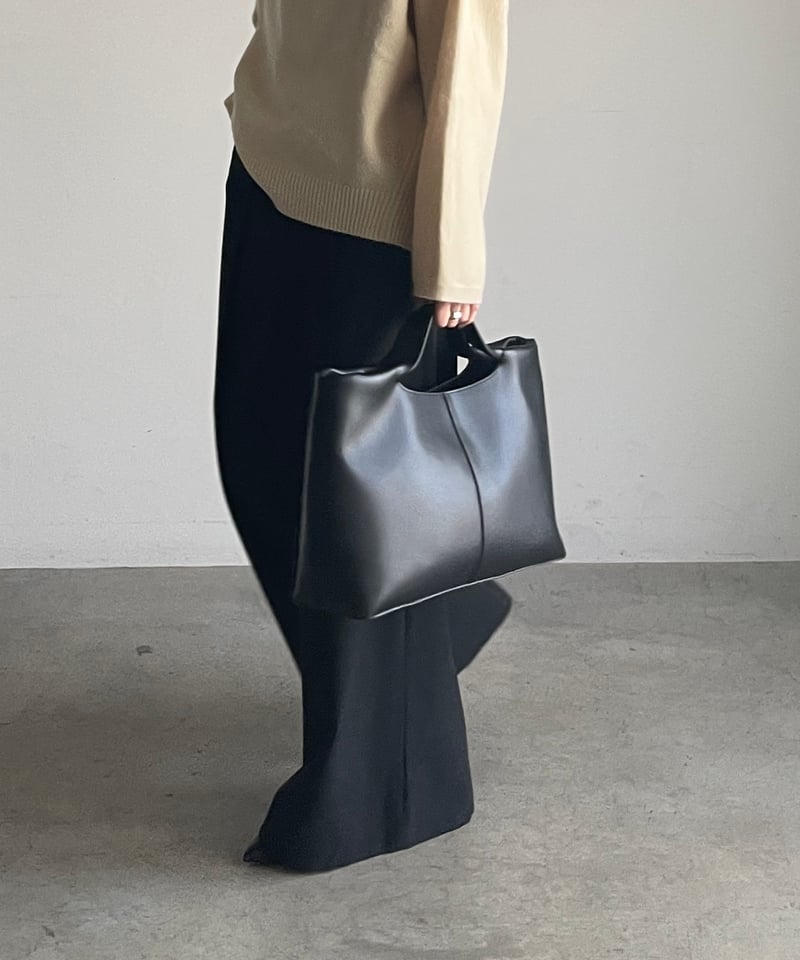 JISTORY 黒のレザートートバッグ