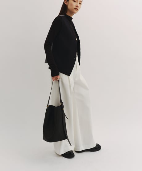ONE HANDLE BUCKET BAG
