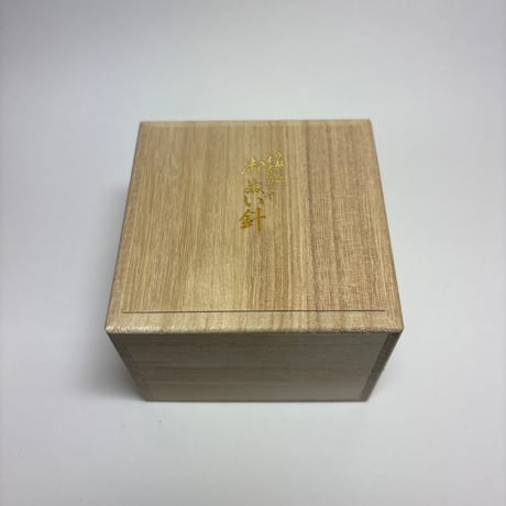 宝石箱型お裁縫箱　白系