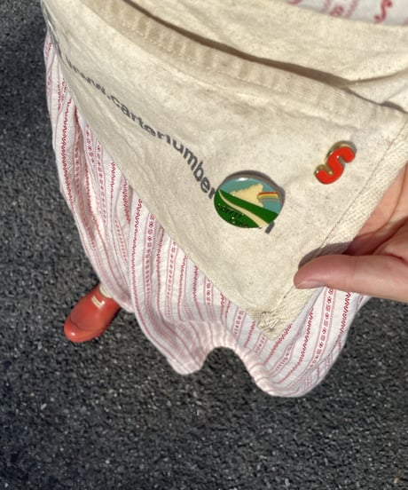 Sunkissed pins
