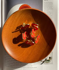 Sunkissed pins