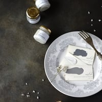 90×90 深いブラウンの靄に包まれるスモークブラン