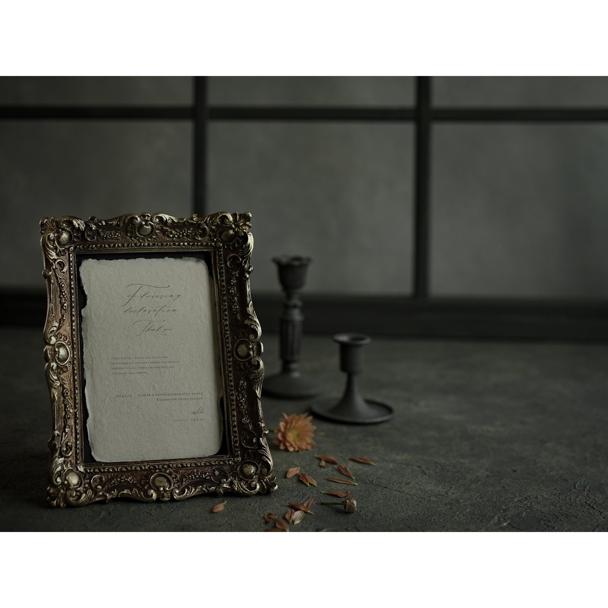 窓フォト演出用「窓枠」 | 商品撮影用の背景と天板「照らす、背景屋