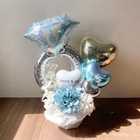 wedding ring arrange