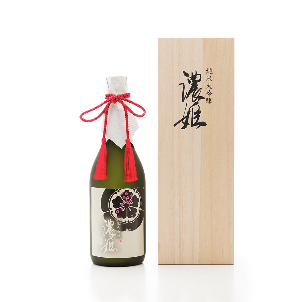 純米大吟醸 濃姫®(木箱入り) 720ML | 日本泉酒造オンライン 純米大吟醸 濃姫®(木箱入り) 720ML | 日本泉酒造オンライン