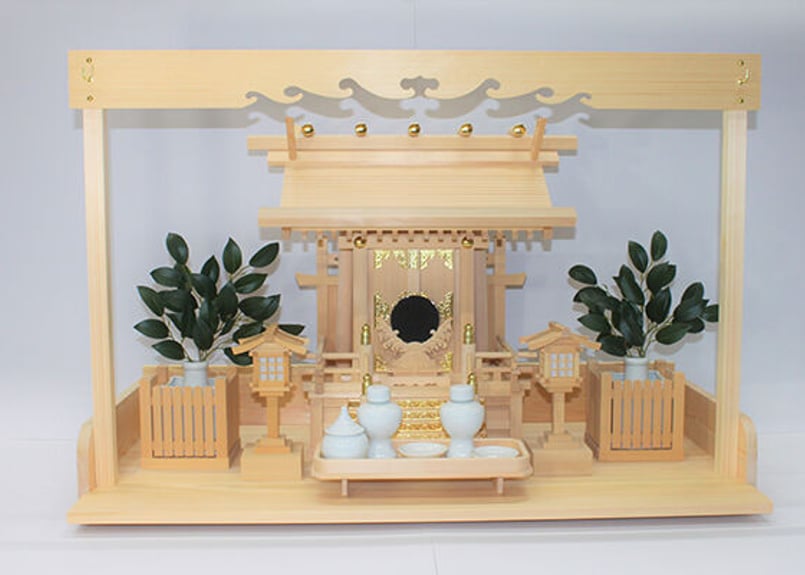 極上本神明 一社造り［上品］＋ 神具5 点セット（大）＋簡易袖板付き棚