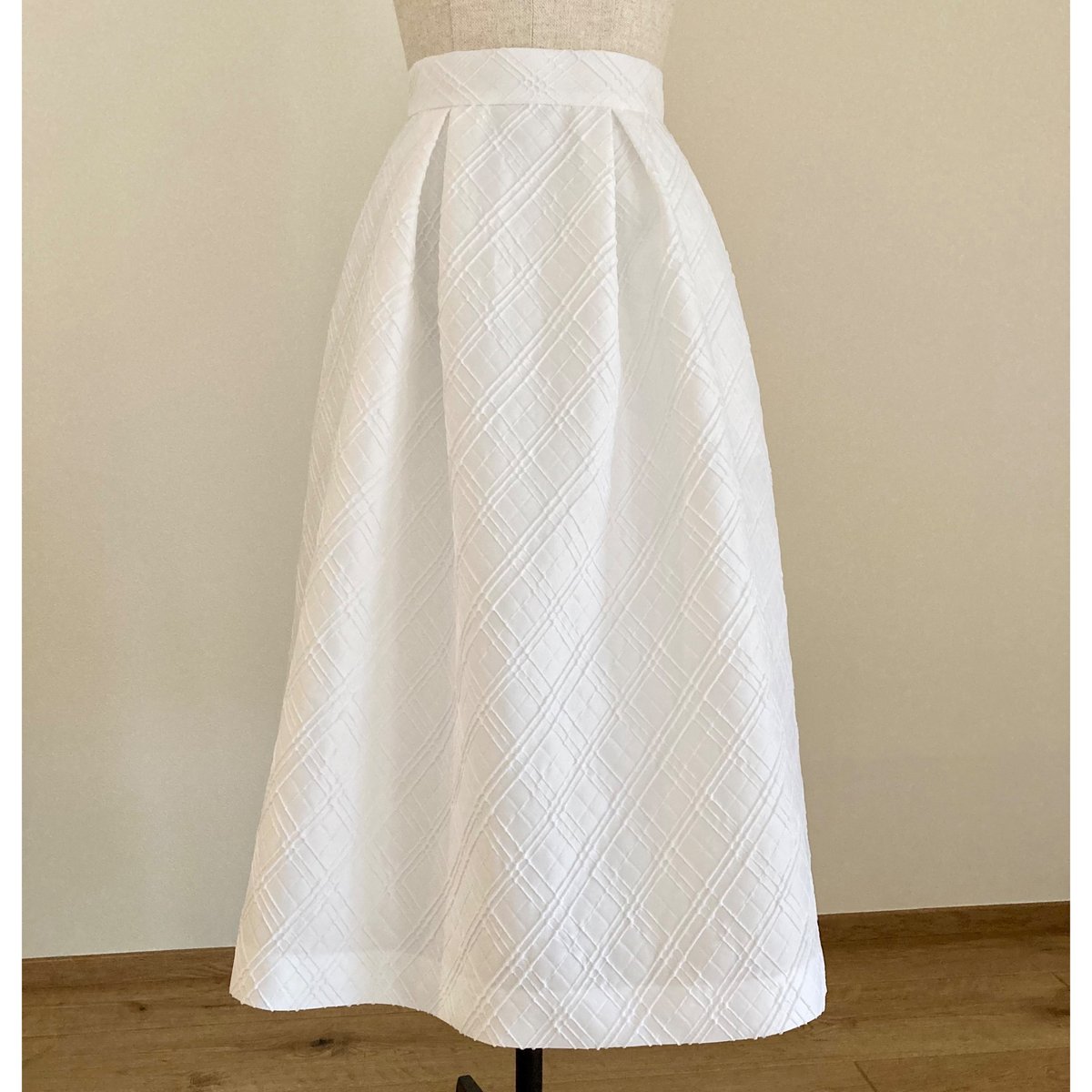 ジャガードスカート（ホワイト） | Magnolia collection