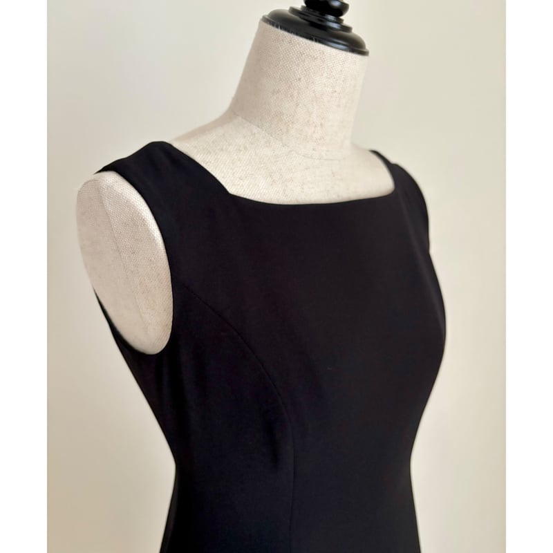 Magnolia collection　スクエアネックワンピース　36 2023 Square-neck Onepiece | マグノリアコレクション
