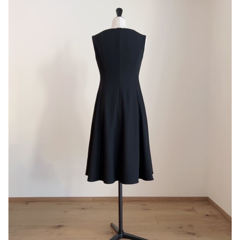 ボートネックワンピース | Magnolia collection