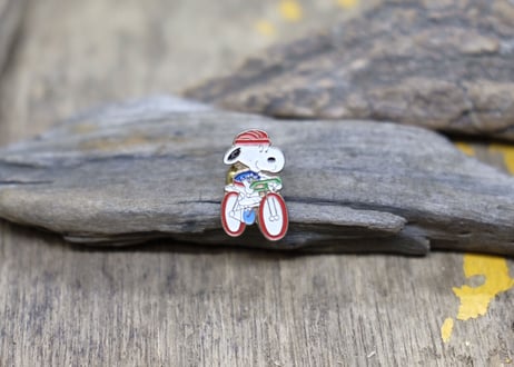VINTAGE PINS
