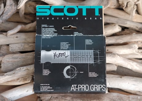 SCOTT / AT-PRO