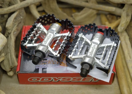 ODYSSEY / TRIPLE TRAP PEDALS