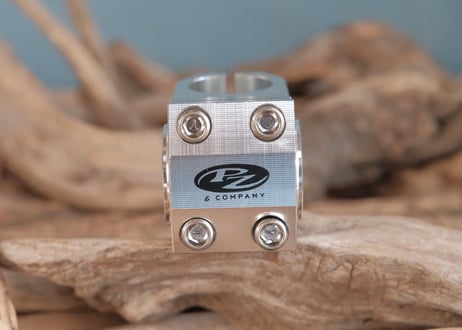 PAZZAZ / 4 BOLT