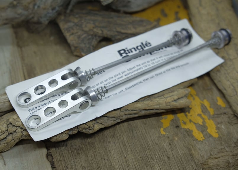 Ringle cam twist set