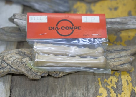 DIA-COMPE / 144