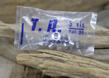 SPECIALITES T.A. / 5 VIS