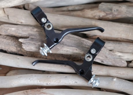 PAUL / canti lever