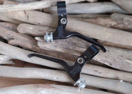 PAUL / canti lever