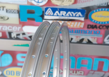 ARAYA / 24 タコ穴 RIM