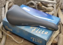 selle ITALIA / Flite