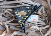 OSTRICH / TRIANGLE BAG