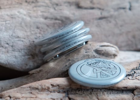 REFLECTOR *peaceful times*  PIN-BACK BUTTON