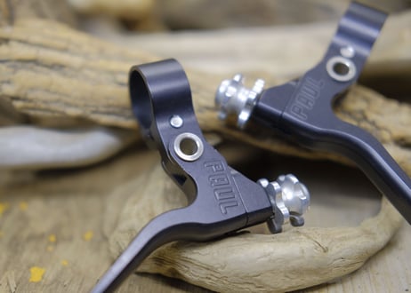 PAUL / CANTI LEVER