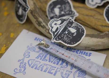 SMOKEY STEALIE / STICKER