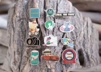 RETRO PINS