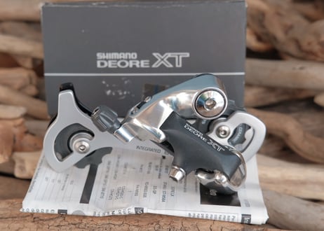 SHIMANO / DEORE XT