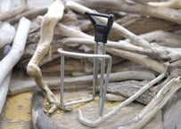 T.A. / BOTTLE CAGE