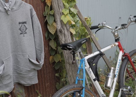 WASABI DIRT CLUB / PULLOVER HOODIE