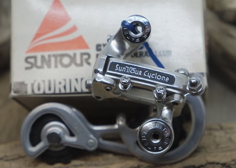 SUNTOUR / CYCLONE GT